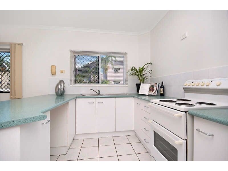 4/101 Birch Street, Manunda QLD 4870