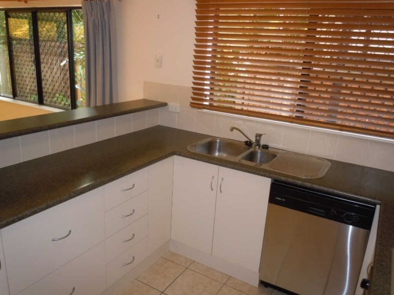 4/24 Old Smithfield Road “Winston Terraces”, Freshwater QLD 4870