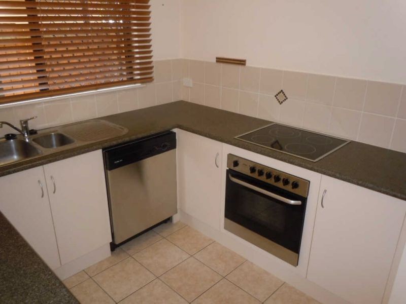 4/24 Old Smithfield Road “Winston Terraces”, Freshwater QLD 4870