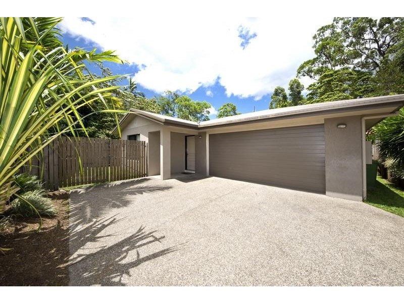 22 Dodd Court, Mooroobool QLD 4870