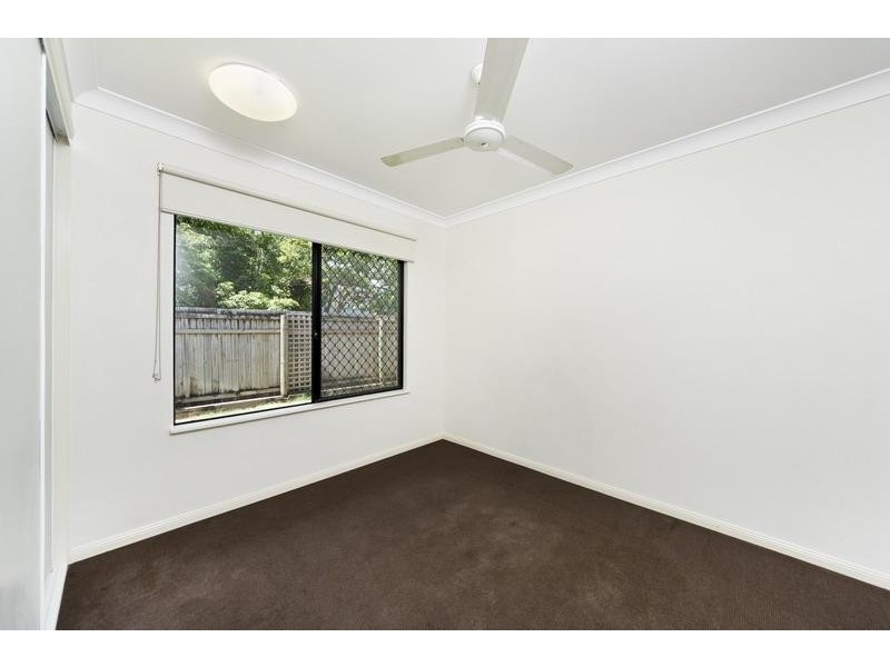 22 Dodd Court, Mooroobool QLD 4870