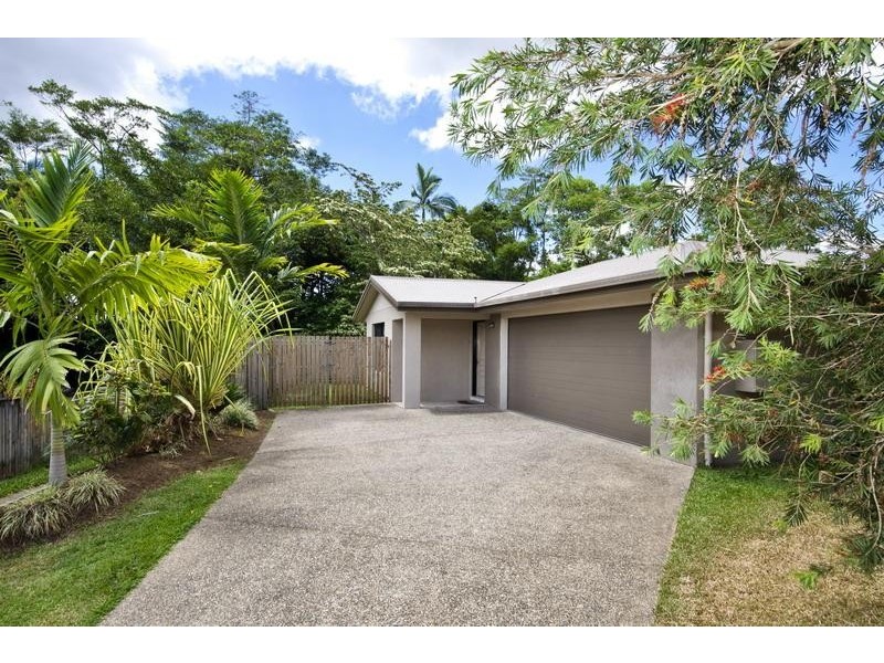 22 Dodd Court, Mooroobool QLD 4870