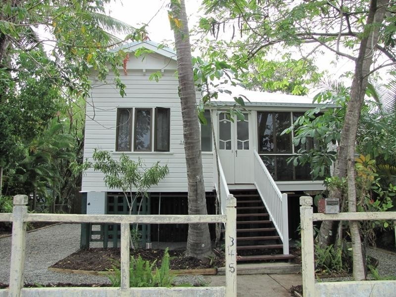 345 Draper Street, Parramatta Park QLD 4870