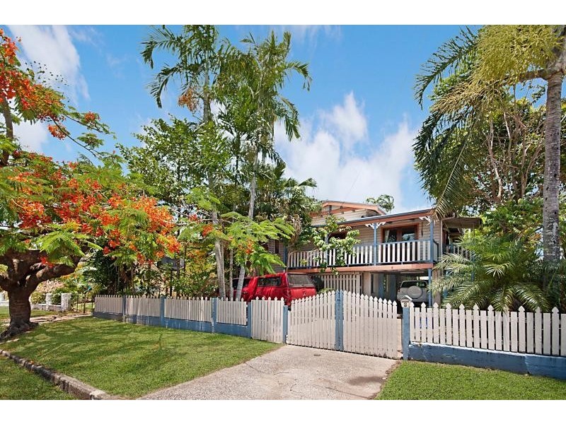 6 Rowe Street, Earlville QLD 4870
