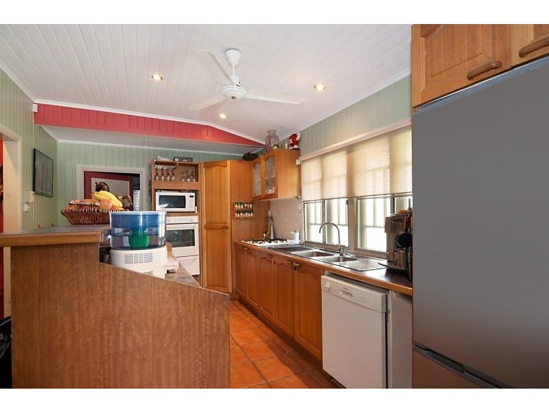 6 Rowe Street, Earlville QLD 4870