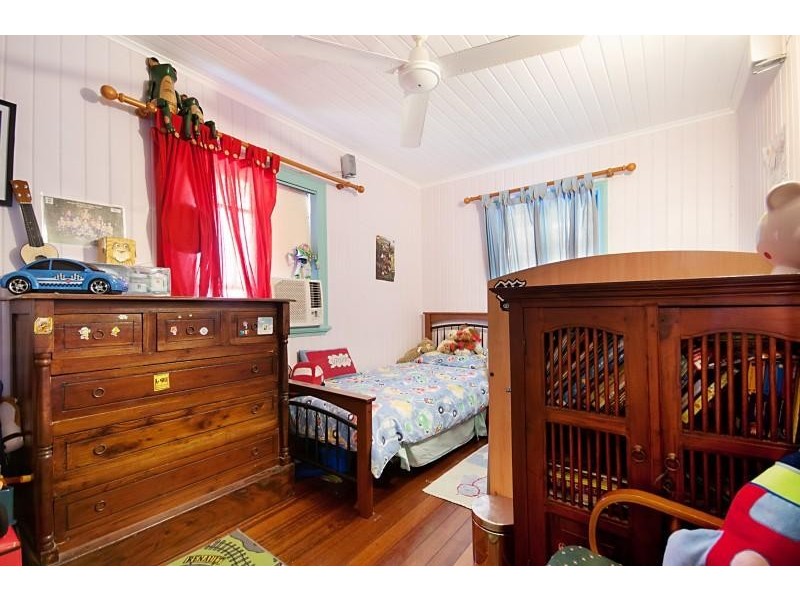 6 Rowe Street, Earlville QLD 4870