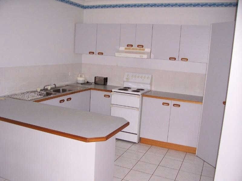 6/30 Springfield Cres, Manoora QLD 4870