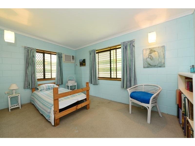 Address Available Upon Request, Kanimbla QLD 4870