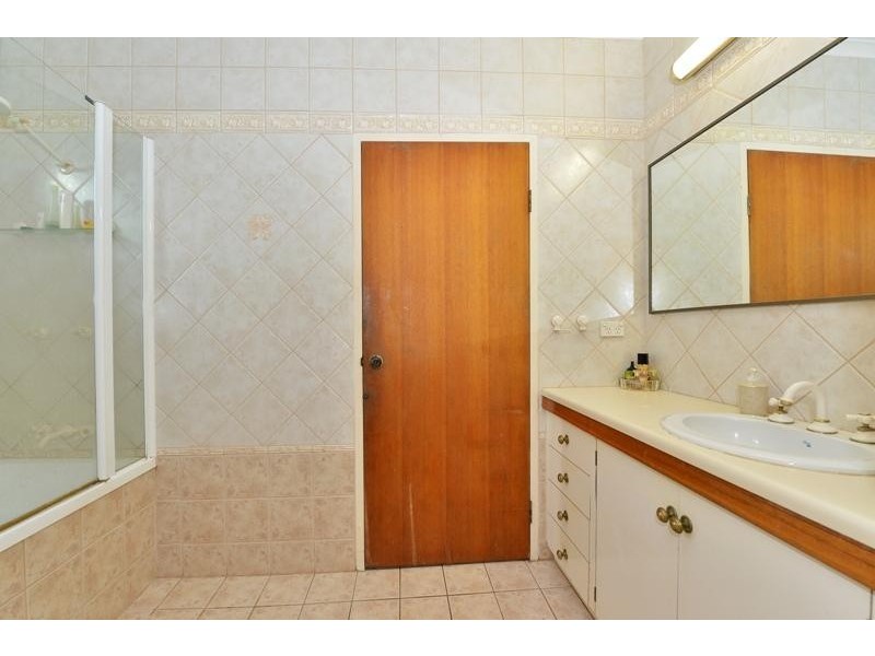 Address Available Upon Request, Kanimbla QLD 4870