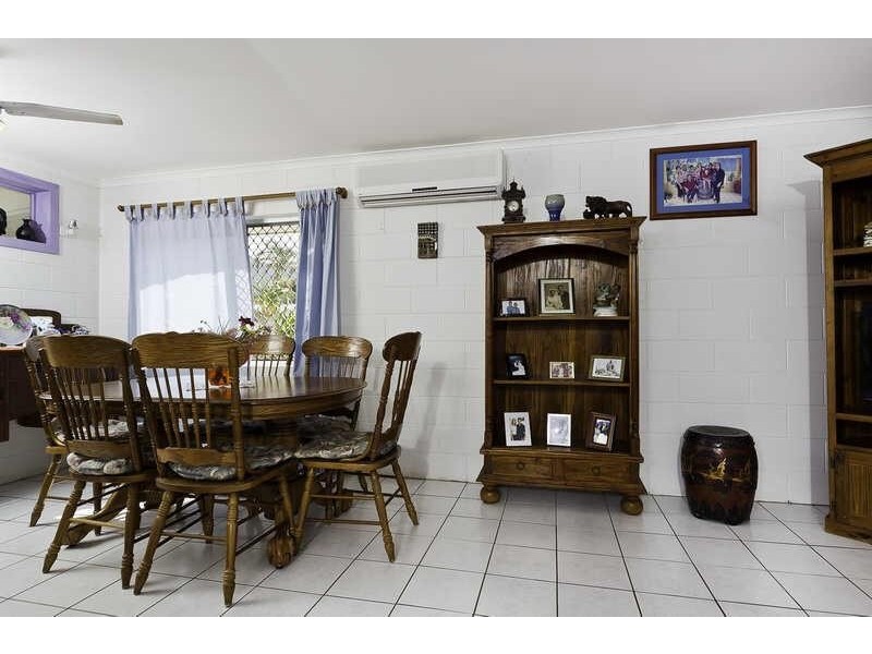 26 Nephrite Street, Woree QLD 4868
