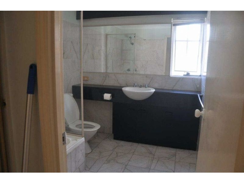 16/327 Lake Street ‘Bayside Villas’ (16/90 Digger), Cairns QLD 4870