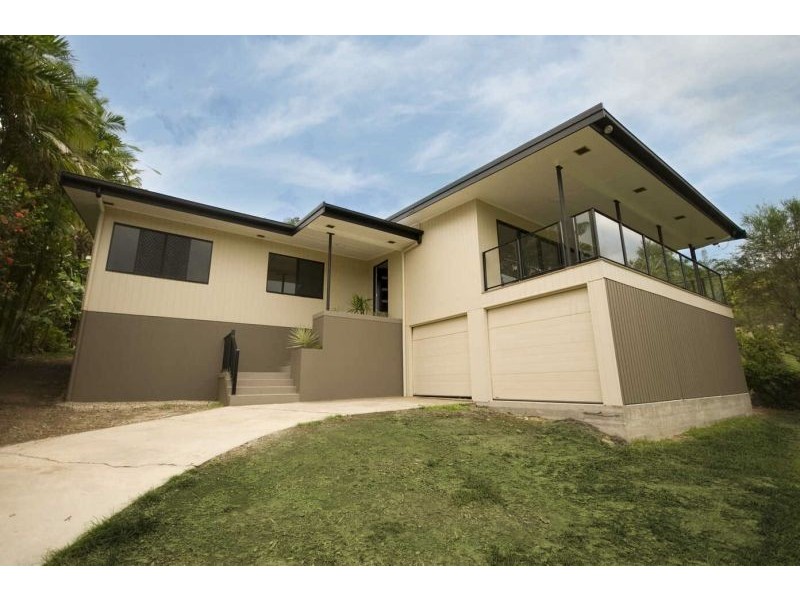 120 Hillview Crescent,, Whitfield QLD 4870