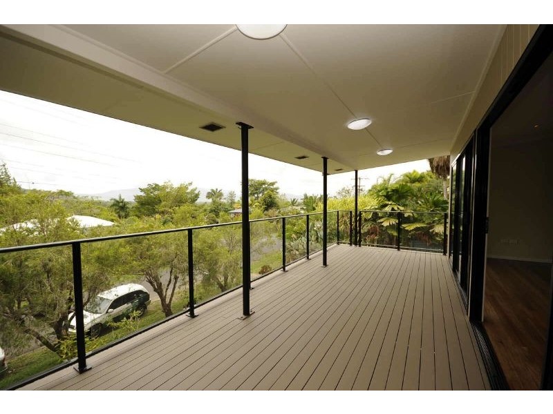 120 Hillview Crescent,, Whitfield QLD 4870