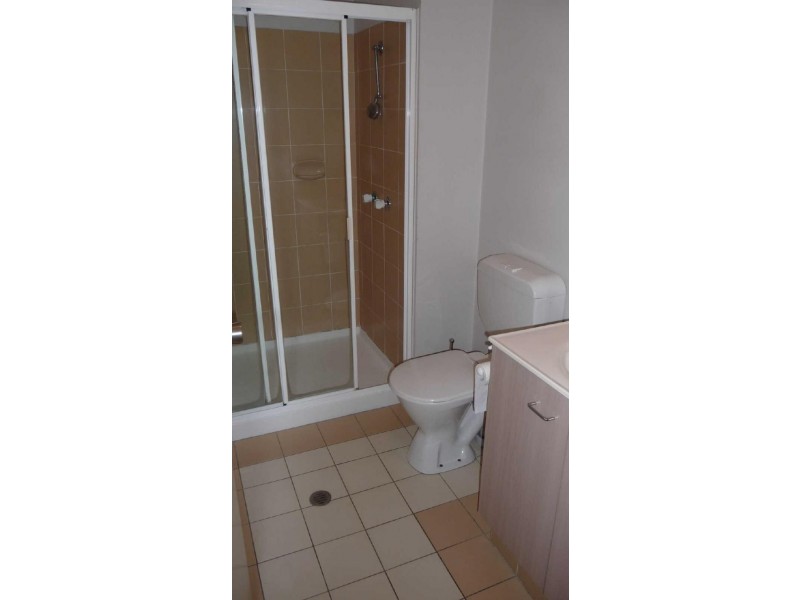 9/303 Lake Street, Cairns QLD 4870