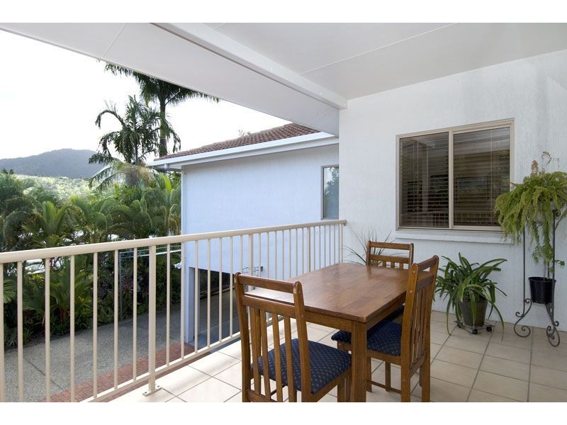 17 Sommerville Crescent, Whitfield QLD 4870