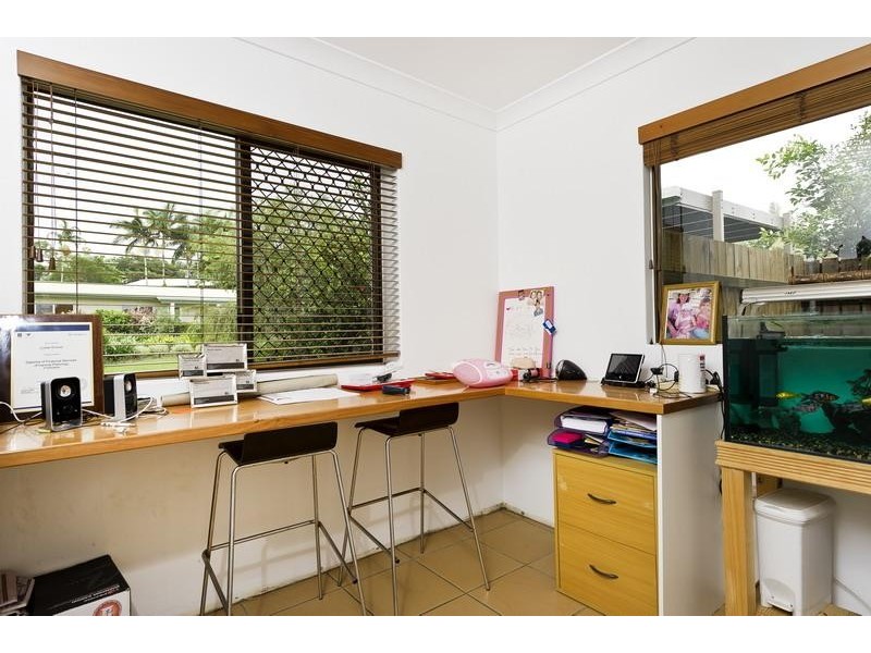 13 Coleus Court, Mooroobool QLD 4870