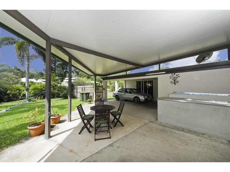 13 Coleus Court, Mooroobool QLD 4870