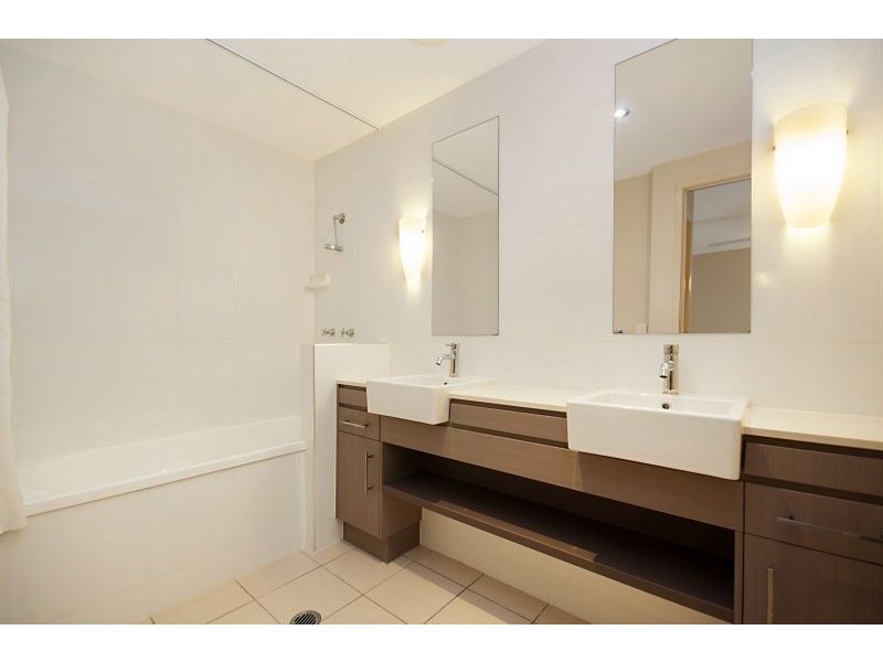 752/12 Gregory Street, Westcourt QLD 4870