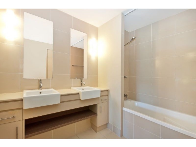 111/12 Gregory Street, Westcourt QLD 4870