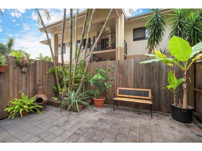 3/12 Short Street, Redlynch QLD 4870