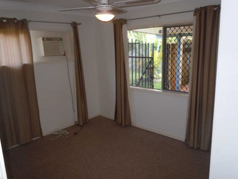 7 Sussex Street, Trinity Park QLD 4879