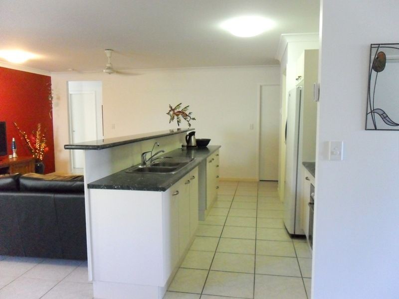 27 Savage Street, Edmonton QLD 4869