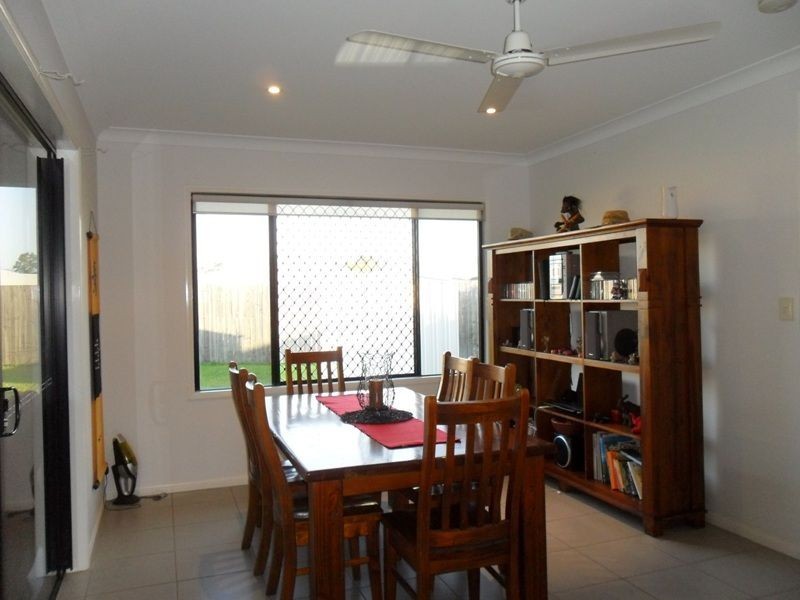 5 Roderick Street, Bentley Park QLD 4869