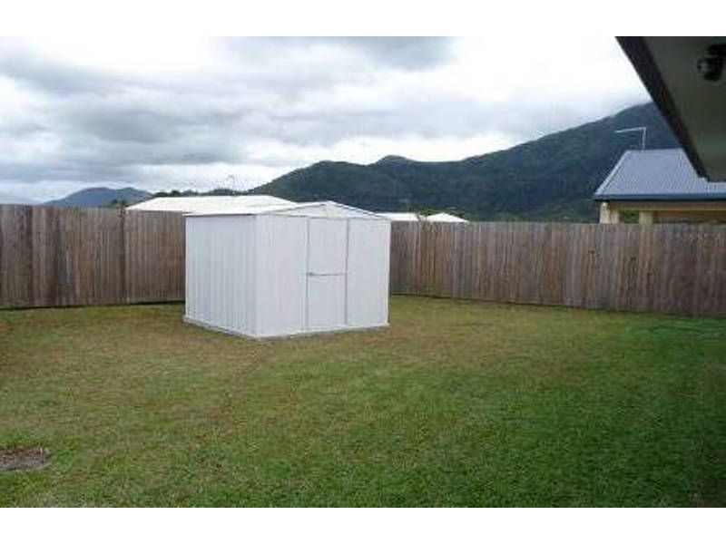 5 Roderick Street, Bentley Park QLD 4869