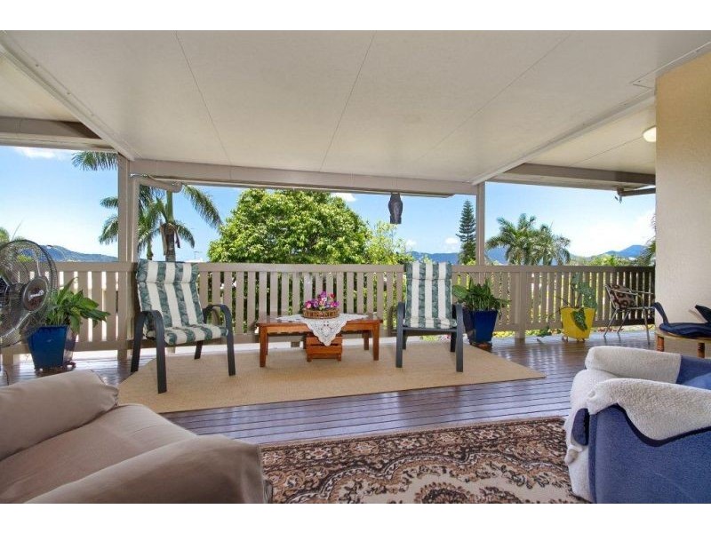 39 Southerden Dr (AKA 1 Rosemont Ct, Mooroobool QLD 4870
