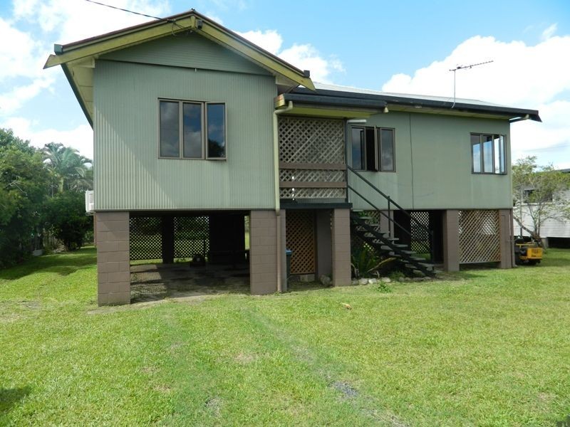 3 Beech Street, Goondi Bend QLD 4860