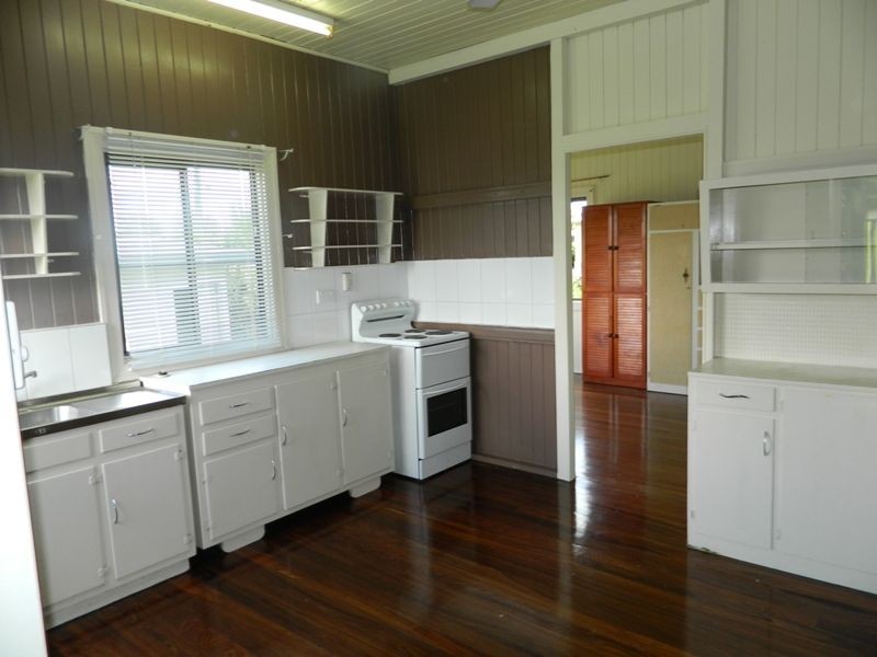 3 Beech Street, Goondi Bend QLD 4860