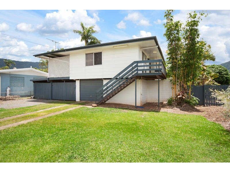 19 Gerard Street, Woree QLD 4868