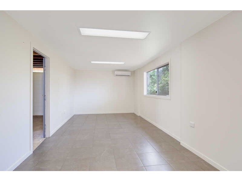 19 Gerard Street, Woree QLD 4868