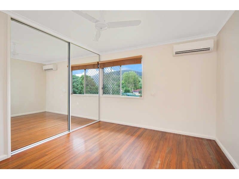 19 Gerard Street, Woree QLD 4868