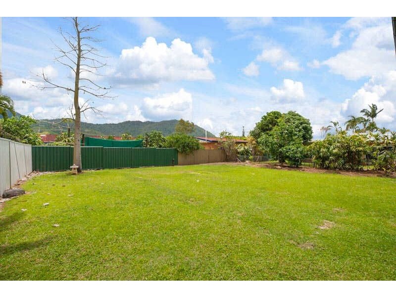 19 Gerard Street, Woree QLD 4868