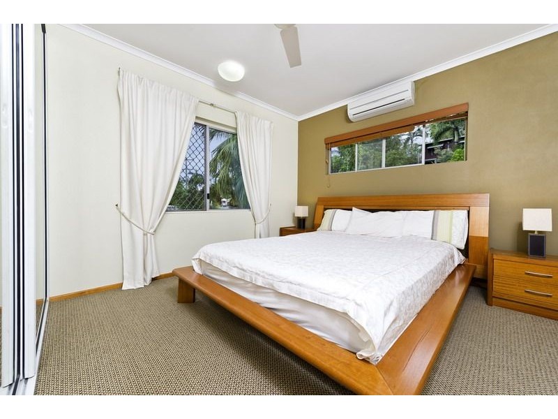 1 Basalt Street, Brinsmead QLD 4870