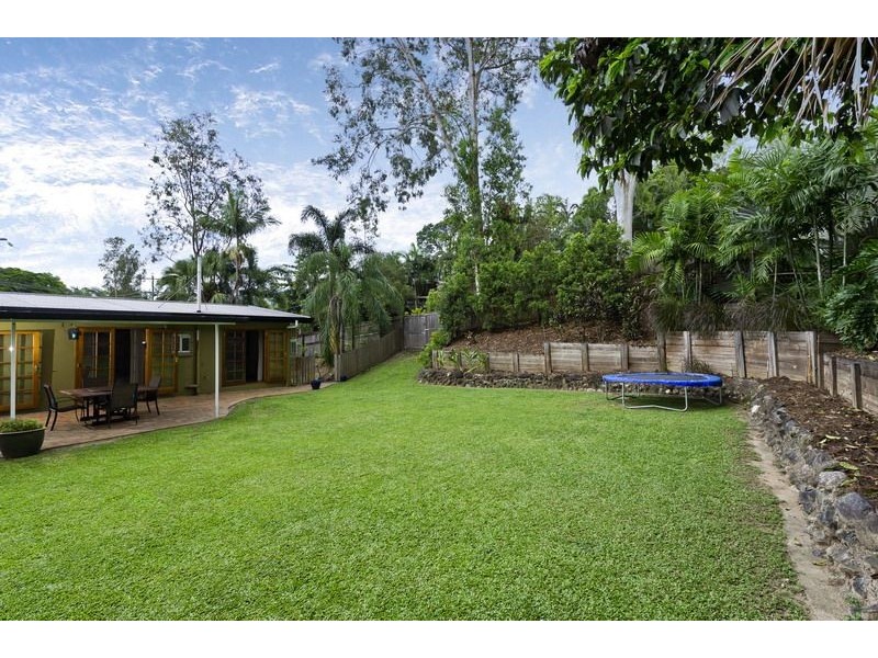 1 Basalt Street, Brinsmead QLD 4870