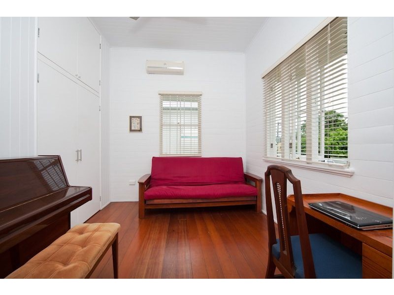 5 Cairns Street, Cairns North QLD 4870
