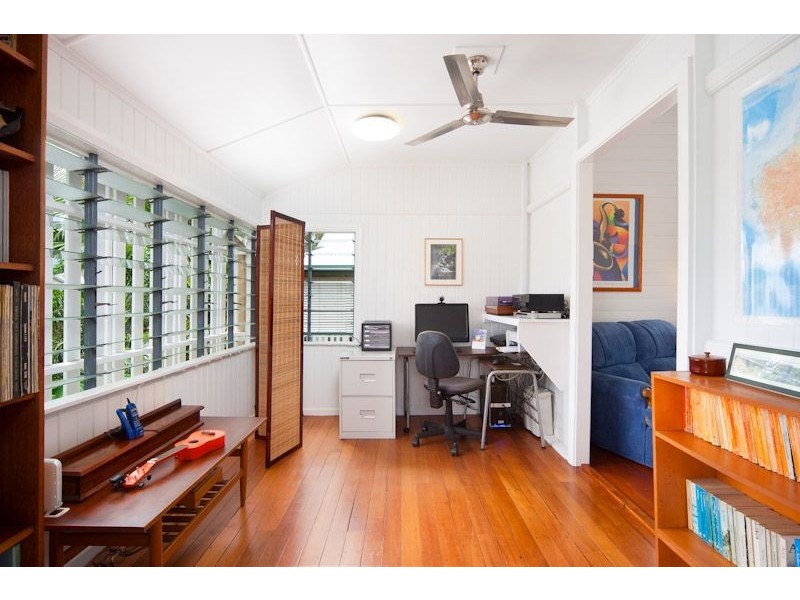 5 Cairns Street, Cairns North QLD 4870