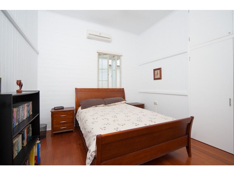 5 Cairns Street, Cairns North QLD 4870