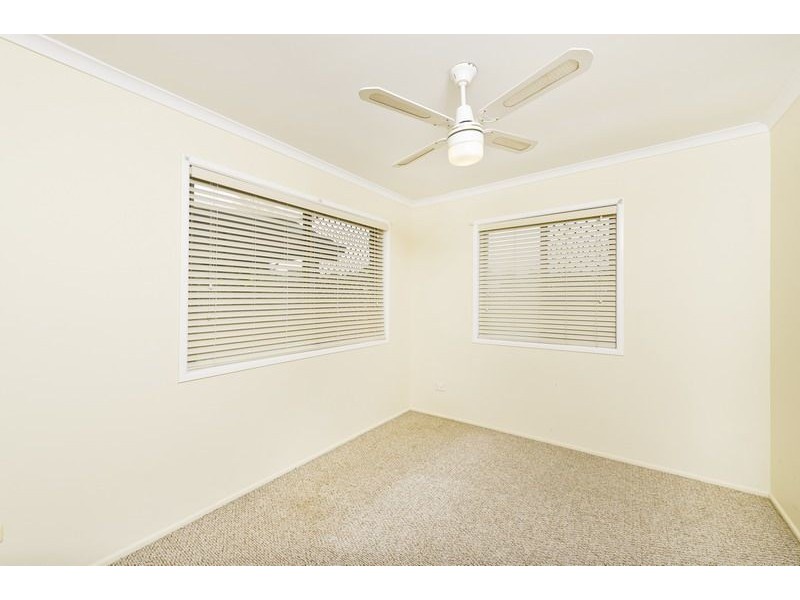 26 Long Street, Mooroobool QLD 4870