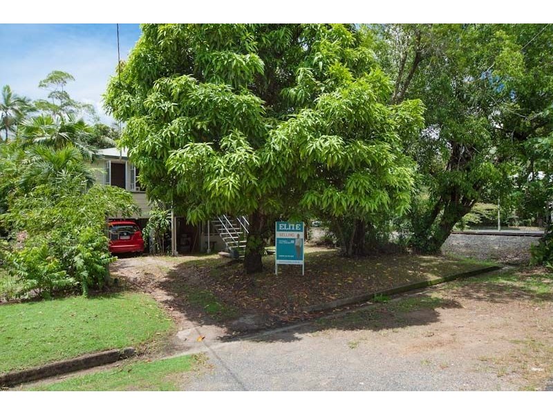 13 John Street, Cairns North QLD 4870