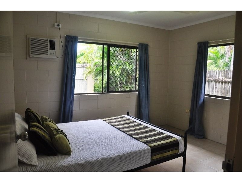2/222 Fearnley Street, Parramatta Park QLD 4870