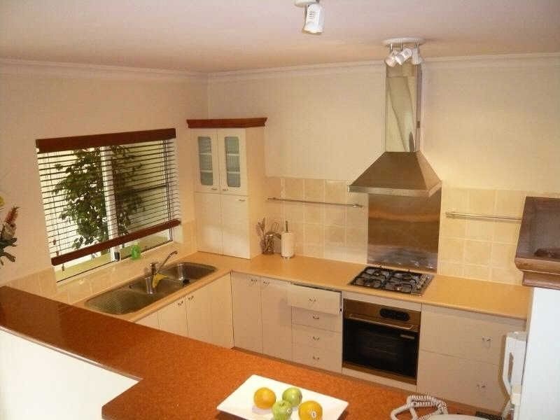 413/2 Greenslopes Street The Lakes Resort, Cairns North QLD 4870