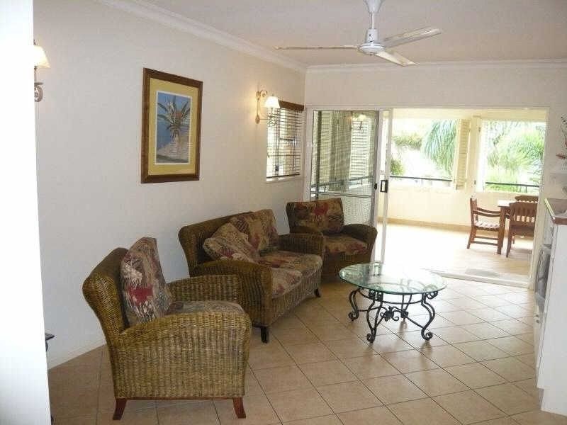 413/2 Greenslopes Street The Lakes Resort, Cairns North QLD 4870