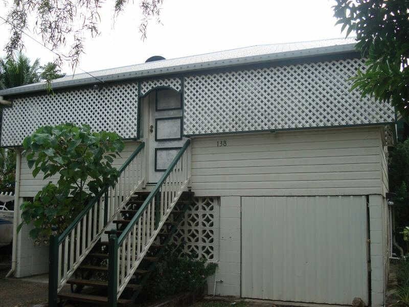 138 Pease Street, Manoora QLD 4870