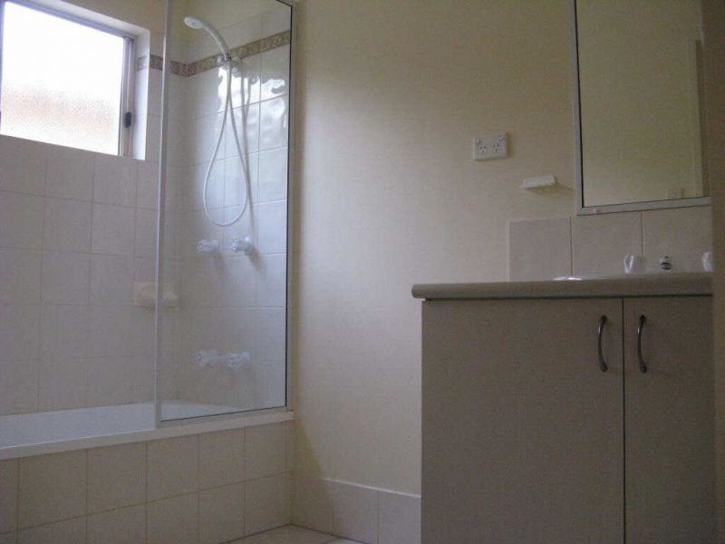 102/2-6 Lake Placid Road, “Kamerunga Villas”, Caravonica QLD 4878