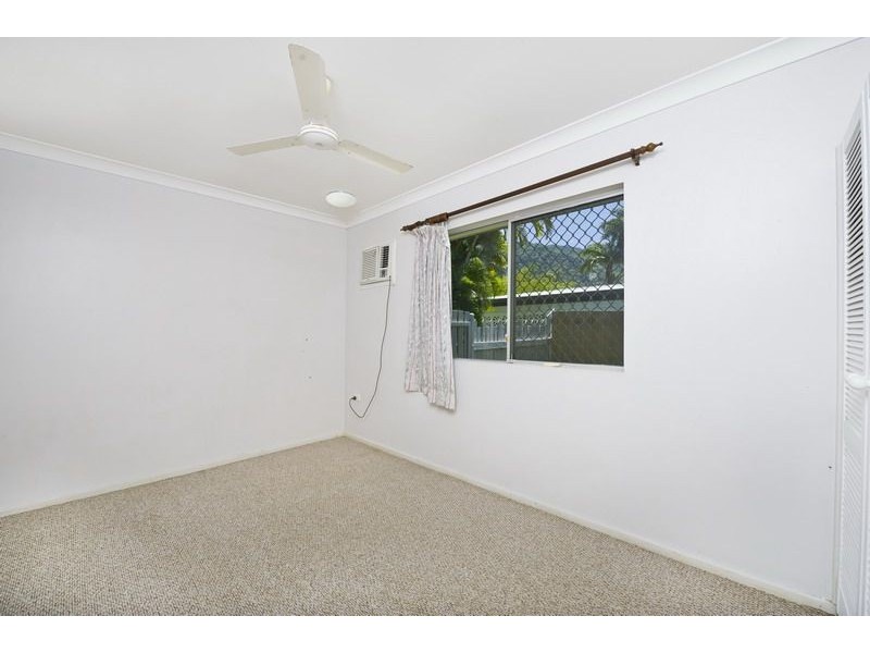 14 Lime Street, Mooroobool QLD 4870