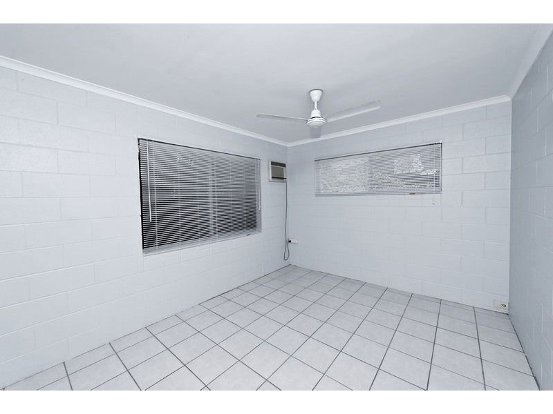 9 Armbrust Street, Manoora QLD 4870