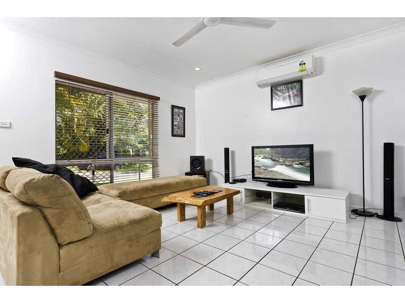 23 Dodd Court, Mooroobool QLD 4870